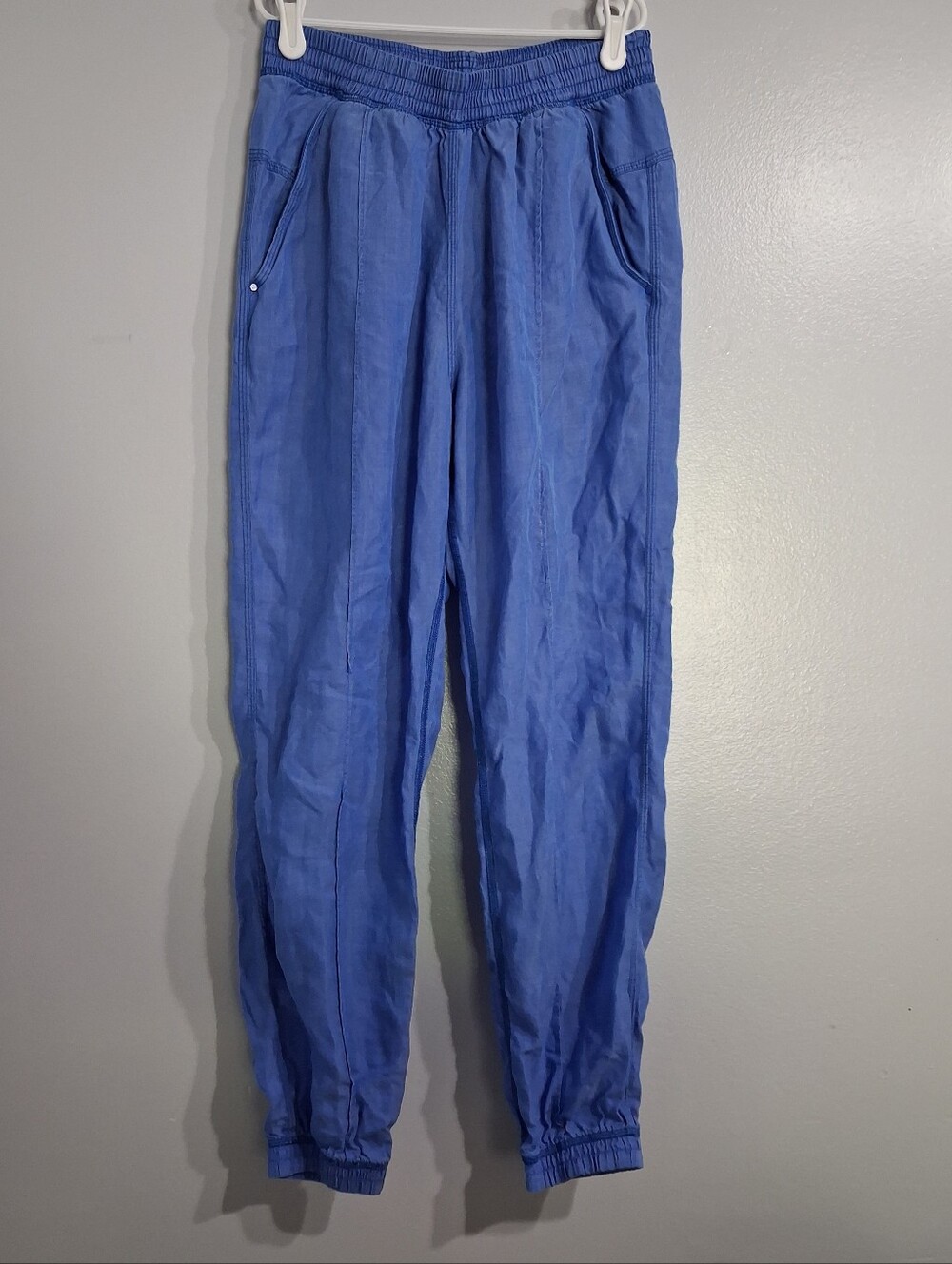 Lightweight Blue Women's Jogger Pants with Elastic Waist